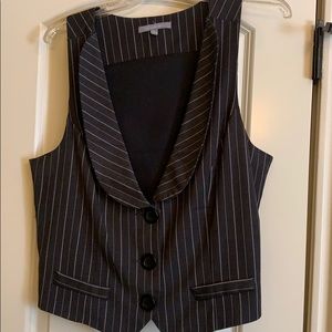 Vest for any shirt and occasion